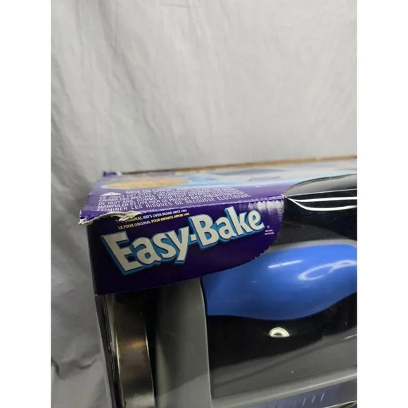 Easy Bake Real Meal Oven with Box & Accessories Tested & Working Hasbro 2002 - Picture 10 of 12
